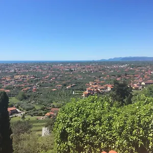 Pensión Belvedere 10, Pietrasanta