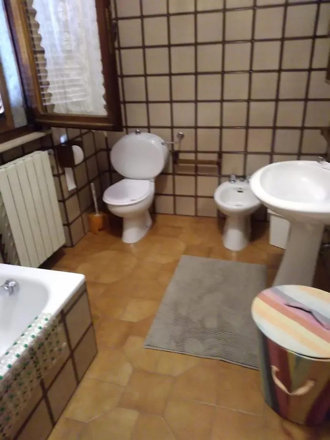 Holiday home Accogliente Villetta Bi-Familiare Pietrasanta